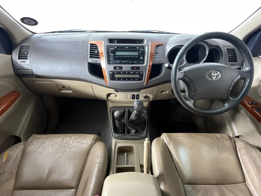 Used 2010 Toyota Fortuner 3.0D-4D 4x4 - WeBuyCars  Witbank