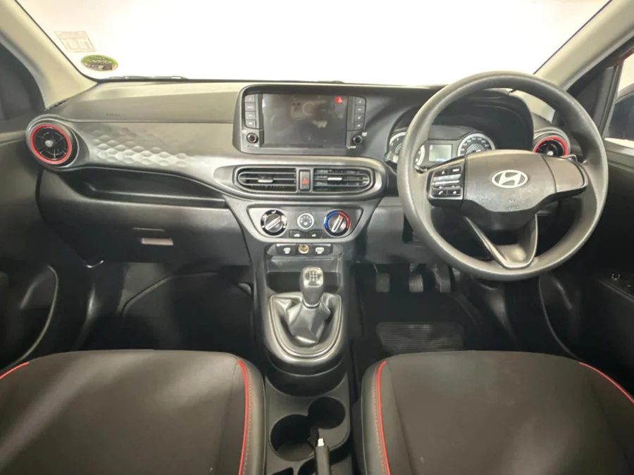 Used 2025 Hyundai Grand i10 1.0 Premium hatch - WeBuyCars Midstream
