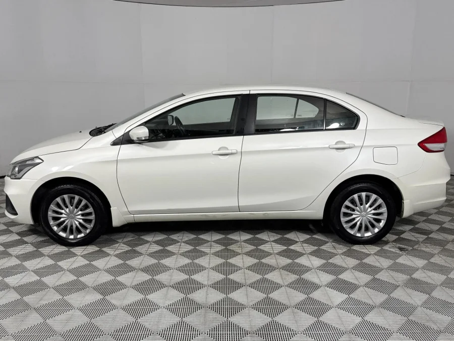 Used 2023 Suzuki Ciaz 1.5 GL manual - WeBuyCars Lansdowne