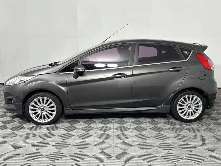 Used 2017 Ford Fiesta 5-door 1.0T Titanium auto - WeBuyCars Richmond Used 2017 Ford Fiesta 5-door 1.0T Titanium auto - WeBuyCars Richmond