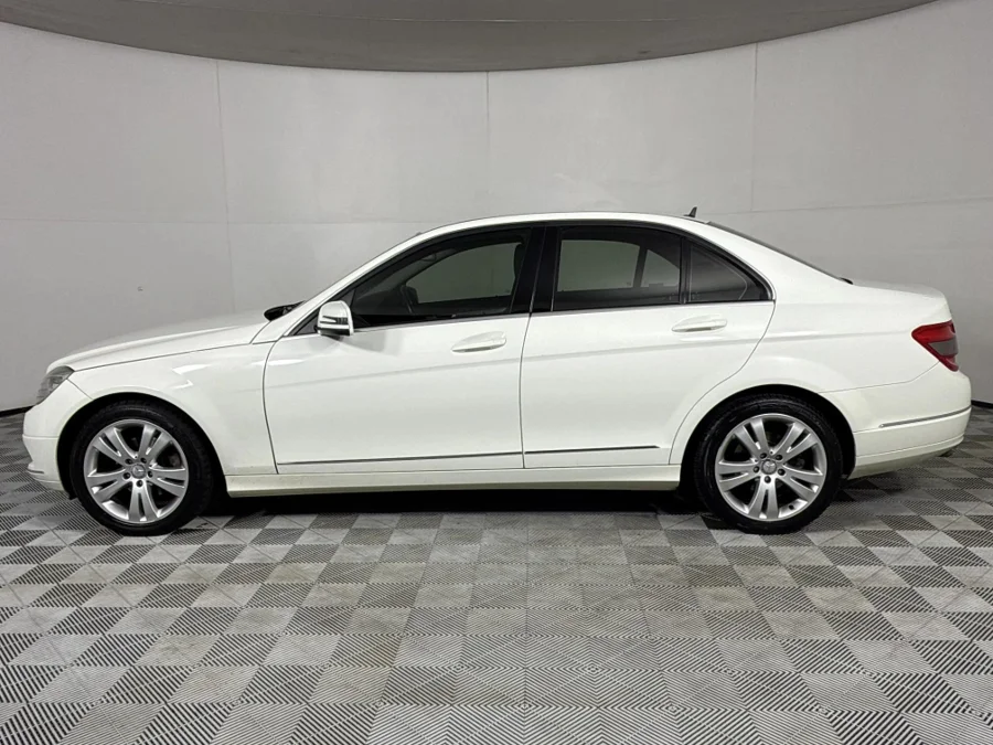 Used 2010 Mercedes-Benz C-Class C180CGI Avantgarde - WeBuyCars Riverhorse Used 2010 Mercedes-Benz C-Class C180CGI Avantgarde - WeBuyCars Riverhorse