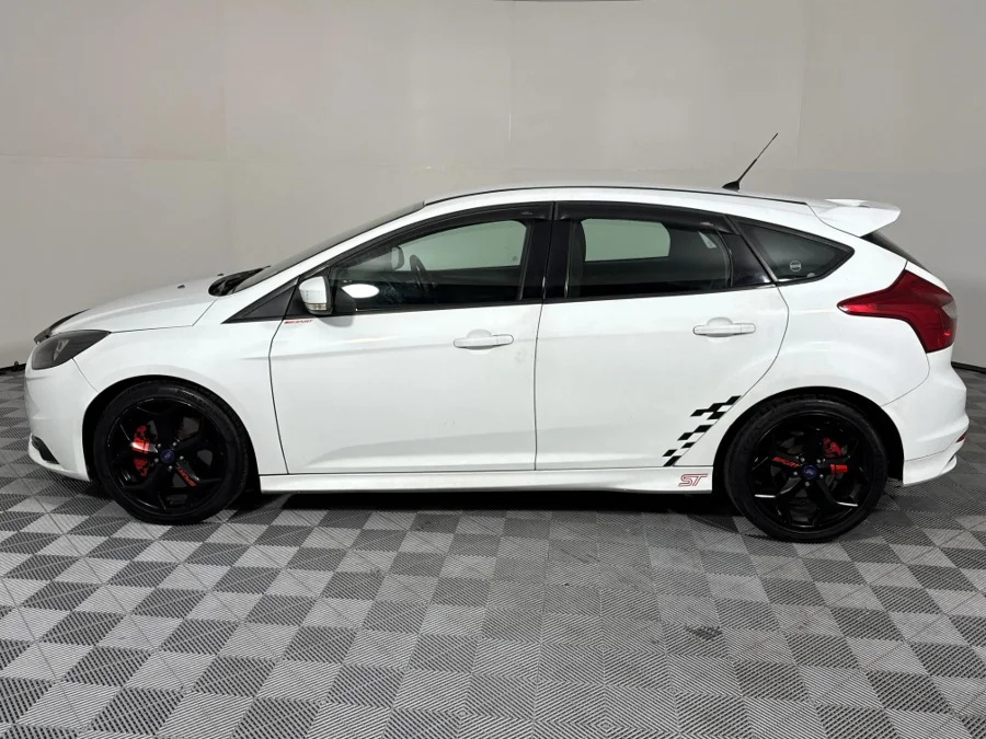 Used 2014 Ford Focus ST 1 - WeBuyCars Germiston Used 2014 Ford Focus ST 1 - WeBuyCars Germiston
