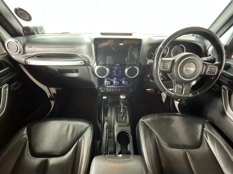Used 2013 Jeep Wrangler Unlimited 2.8CRD Altitude - WeBuyCars  Witbank