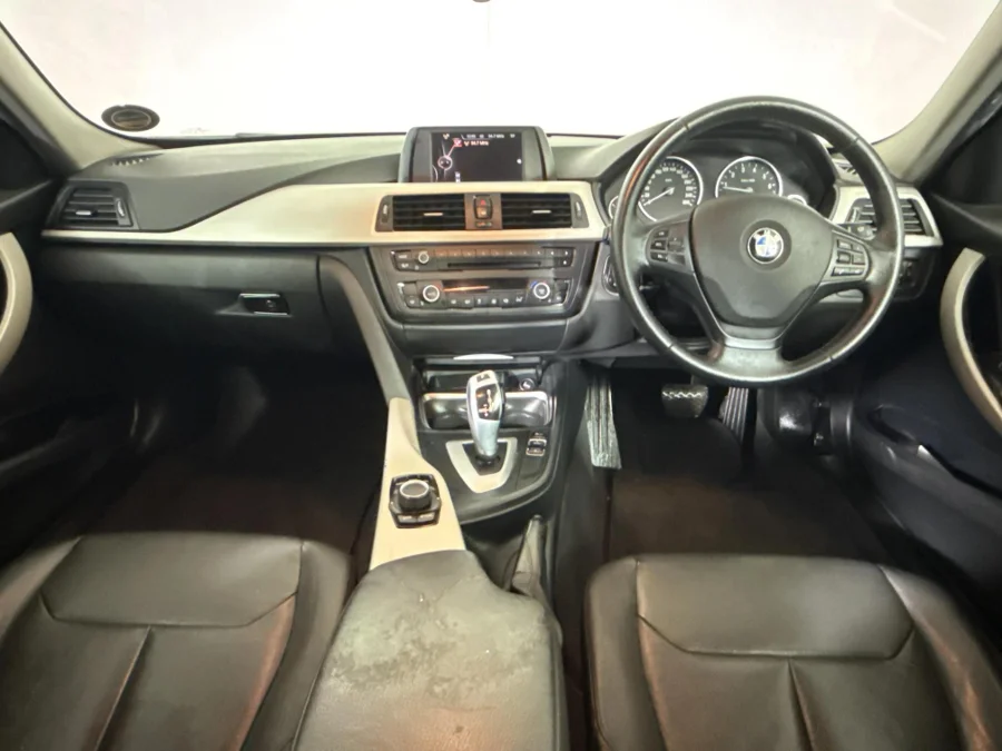 Used 2015 BMW 3 Series 320i sports-auto - WeBuyCars Midstream Used 2015 BMW 3 Series 320i sports-auto - WeBuyCars Midstream