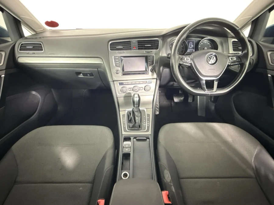 Used 2013 Volkswagen Golf 1.4TSI Comfortline auto - WeBuyCars The Dome Used 2013 Volkswagen Golf 1.4TSI Comfortline auto - WeBuyCars The Dome