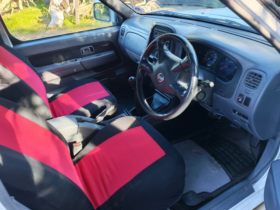 Used 2014 Nissan Hardbody 2.4 16V double cab Hi-Rider SE - Private Seller Used 2014 Nissan Hardbody 2.4 16V double cab Hi-Rider SE - Private Seller