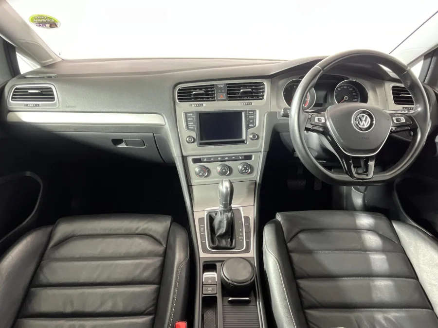 Used 2017 Volkswagen Golf 1.4TSI Comfortline auto - WeBuyCars Rustenburg Used 2017 Volkswagen Golf 1.4TSI Comfortline auto - WeBuyCars Rustenburg