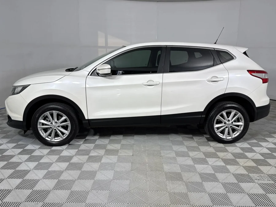 Used 2015 Nissan Qashqai 1.2T Acenta - WeBuyCars Silverlakes