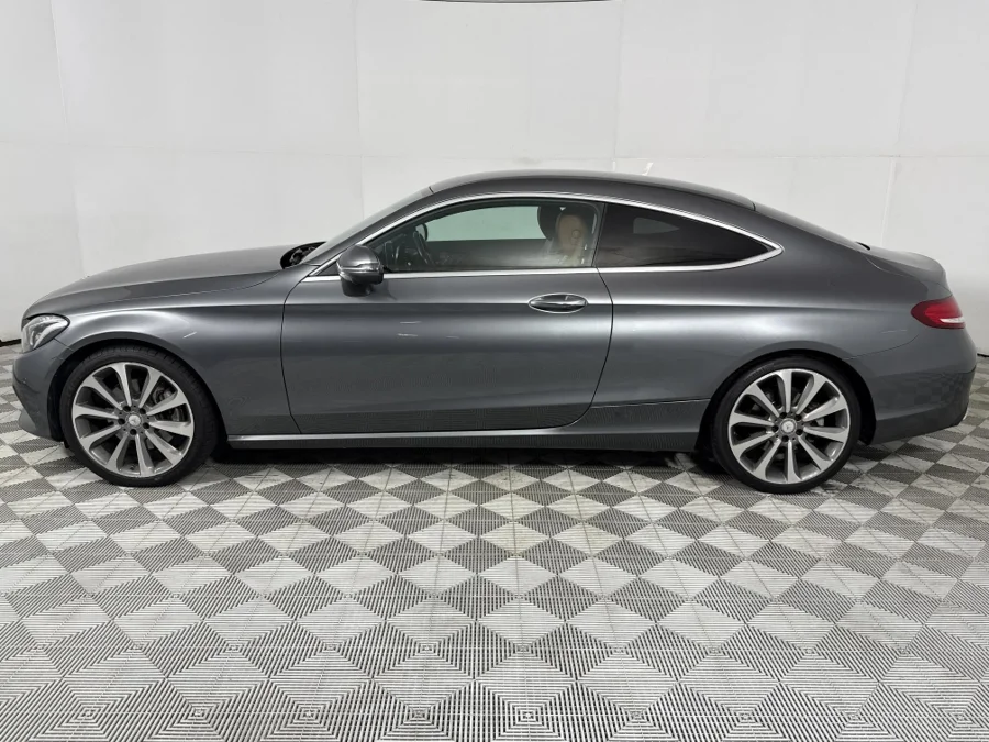 Used 2016 Mercedes-Benz C-Class C300 coupe - WeBuyCars Lansdowne