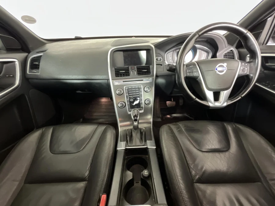 Used 2013 Volvo XC60 D5 Excel - WeBuyCars JHB South