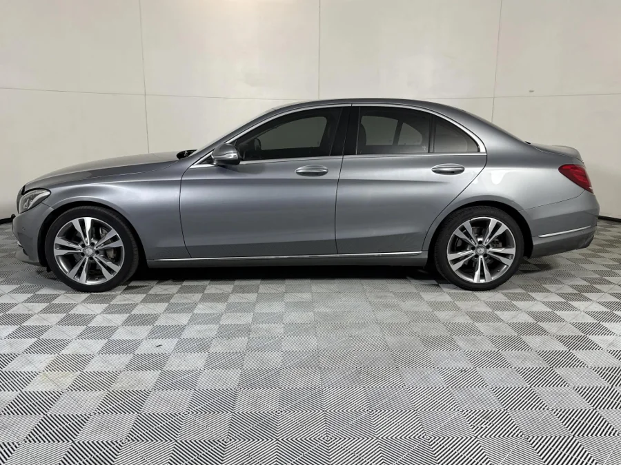 Used 2015 Mercedes-Benz C-Class C250d Avantgarde - WeBuyCars Midstream Used 2015 Mercedes-Benz C-Class C250d Avantgarde - WeBuyCars Midstream
