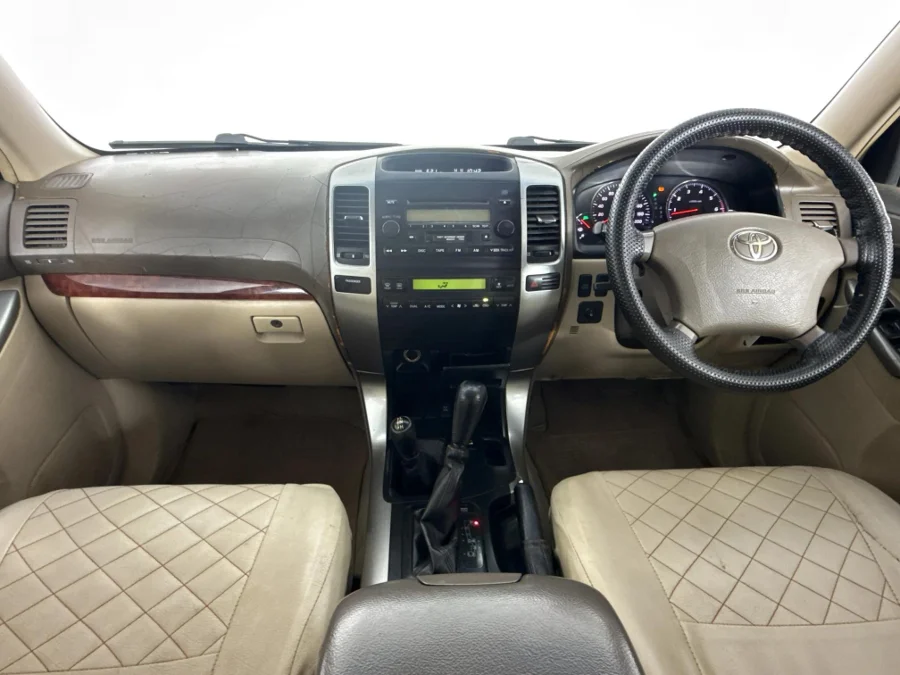Used 2005 Toyota Land Cruiser Prado 4.0 VX - WeBuyCars Gqeberha Used 2005 Toyota Land Cruiser Prado 4.0 VX - WeBuyCars Gqeberha