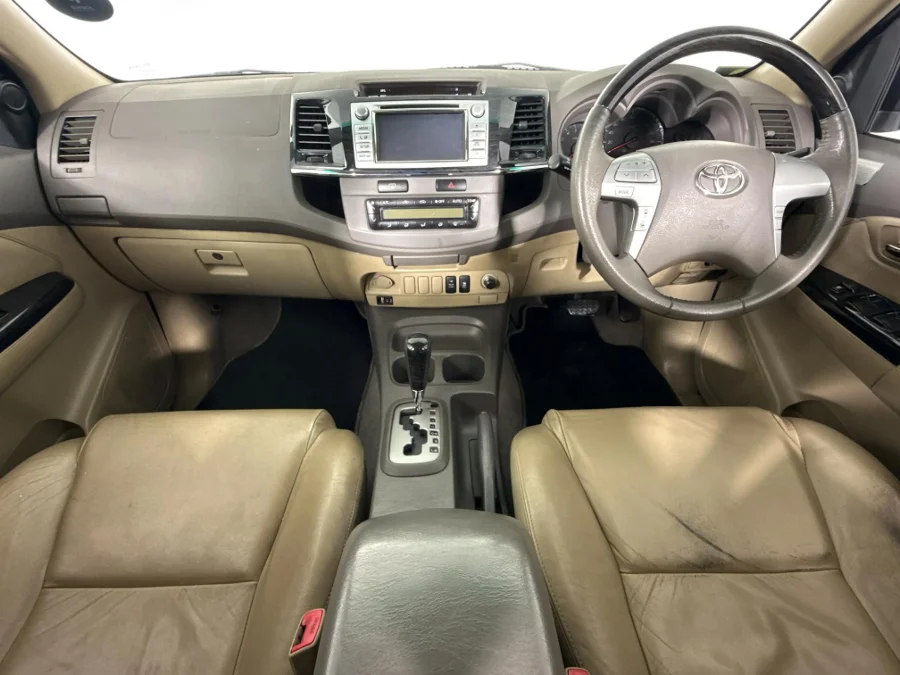 Used 2012 Toyota Fortuner 4.0 V6 Heritage Edition - WeBuyCars The Dome