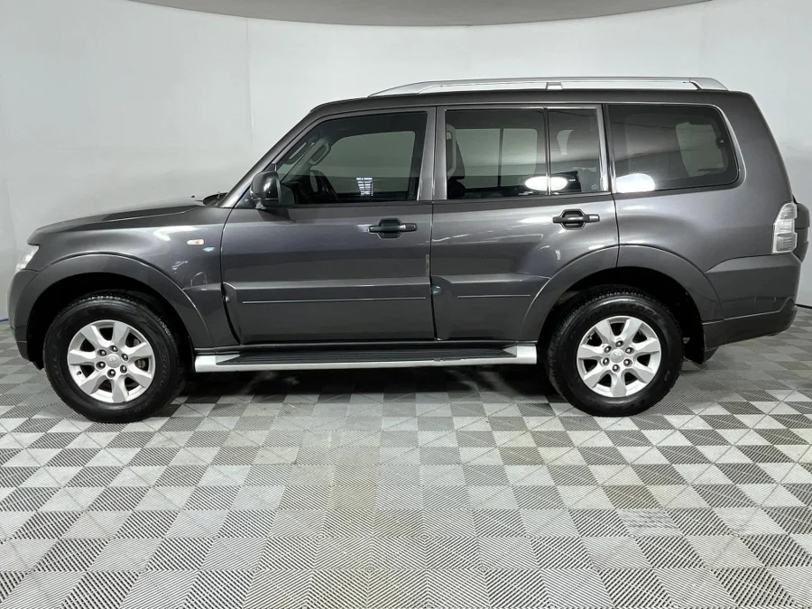 Used 2012 Mitsubishi Pajero 5-door 3.2DI-D GLX - WeBuyCars Silverlakes