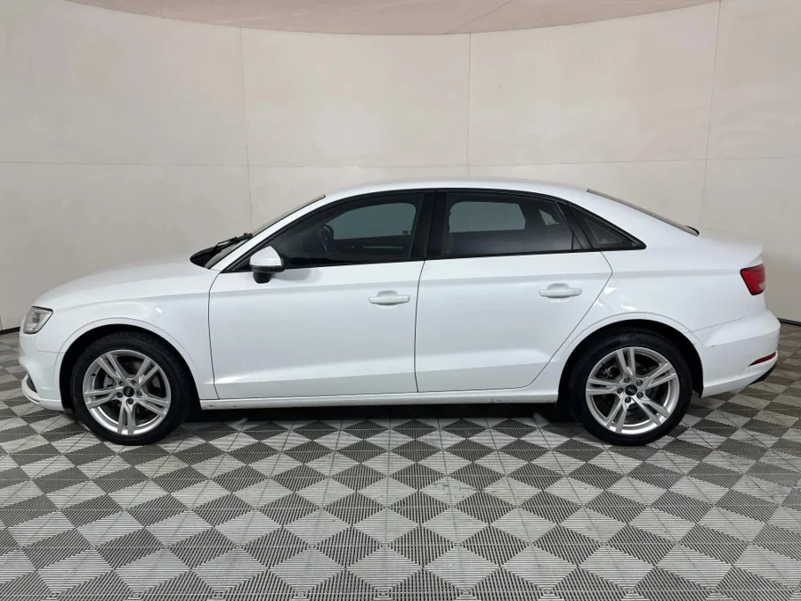 Used 2019 Audi A3 sedan 30TFSI S line - WeBuyCars JHB South Used 2019 Audi A3 sedan 30TFSI S line - WeBuyCars JHB South