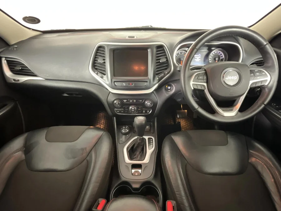 Used 2019 Jeep Cherokee 3.2L 4x4 Trailhawk - WeBuyCars Montana