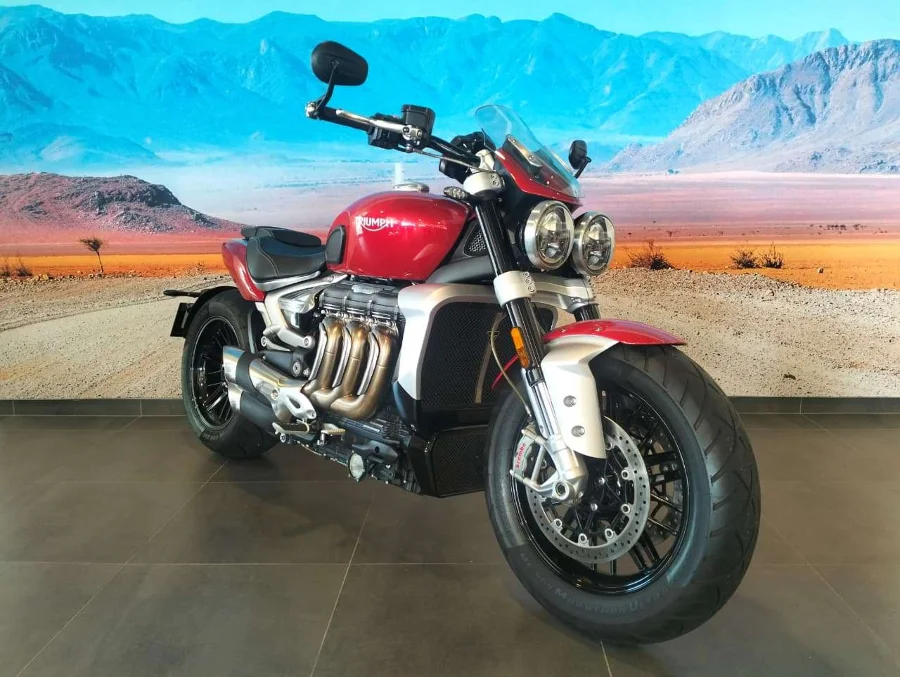 Triumph Rocket 3 R - Triumph Centurion