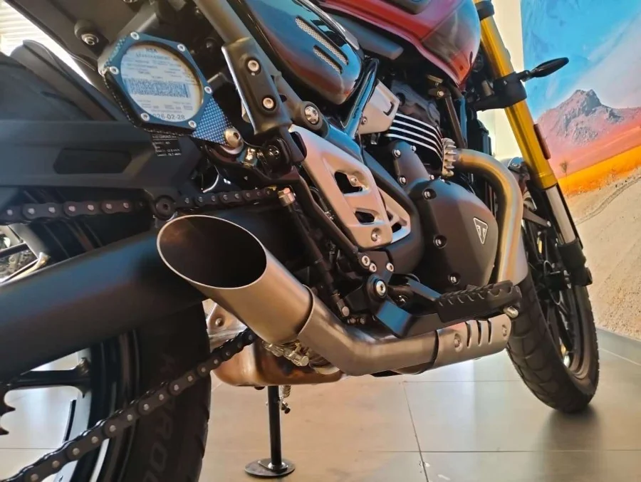 Triumph Scrambler 400 X - Triumph Centurion
