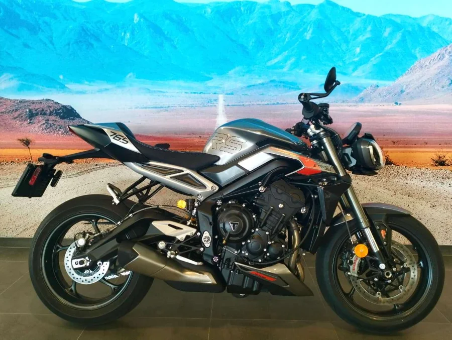 Triumph Street Triple 765 RS - Triumph Centurion Triumph Street Triple 765 RS - Triumph Centurion