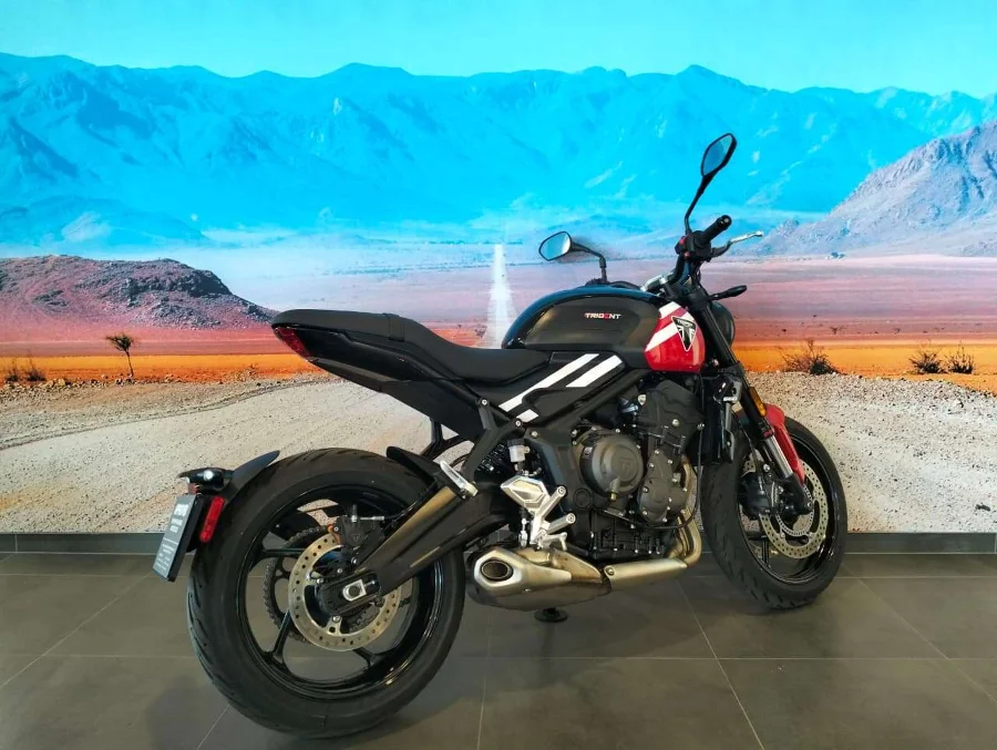Triumph Trident 660 - Triumph Centurion