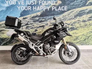 Triumph Tiger 1200 Rally Pro Triumph Tiger 1200 Rally Pro