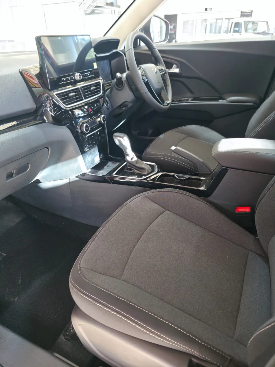 New 2026 Mahindra XUV 3XO 1.2T AX5 auto - Mahindra Amanzimtoti New New 2026 Mahindra XUV 3XO 1.2T AX5 auto - Mahindra Amanzimtoti New