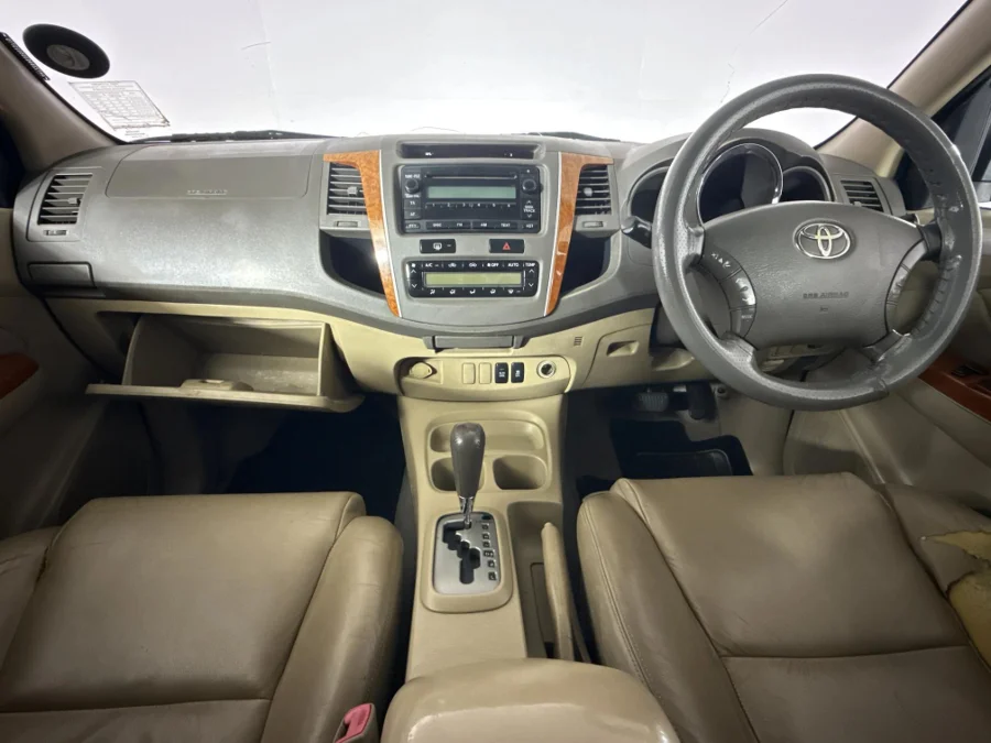 Used 2011 Toyota Fortuner 3.0D-4D auto - WeBuyCars Durban Used 2011 Toyota Fortuner 3.0D-4D auto - WeBuyCars Durban