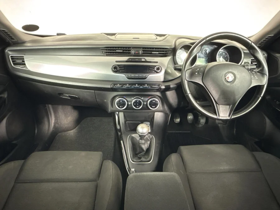 Used 2011 Alfa Romeo Giulietta 1.4TBi Distinctive - WeBuyCars George