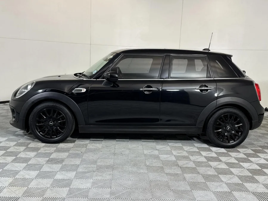Used 2020 MINI Hatch Cooper Hatch 5-door - WeBuyCars Germiston Used 2020 MINI Hatch Cooper Hatch 5-door - WeBuyCars Germiston
