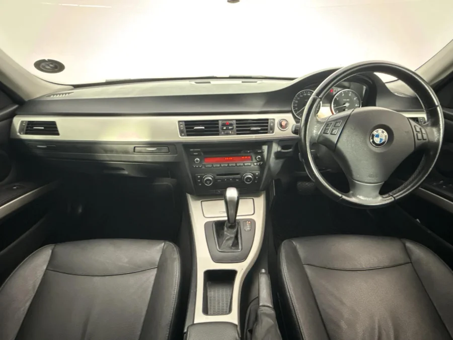 Used 2011 BMW 3 Series 320i auto - WeBuyCars Germiston
