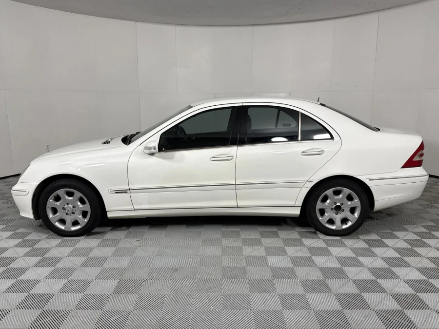 Used 2004 Mercedes-Benz C-Class C200 Kompressor Elegance Touchshift - WeBuyCars Gqeberha Used 2004 Mercedes-Benz C-Class C200 Kompressor Elegance Touchshift - WeBuyCars Gqeberha