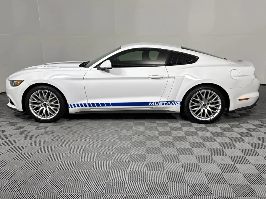 Used 2016 Ford Mustang 2.3T fastback - WeBuyCars Montana