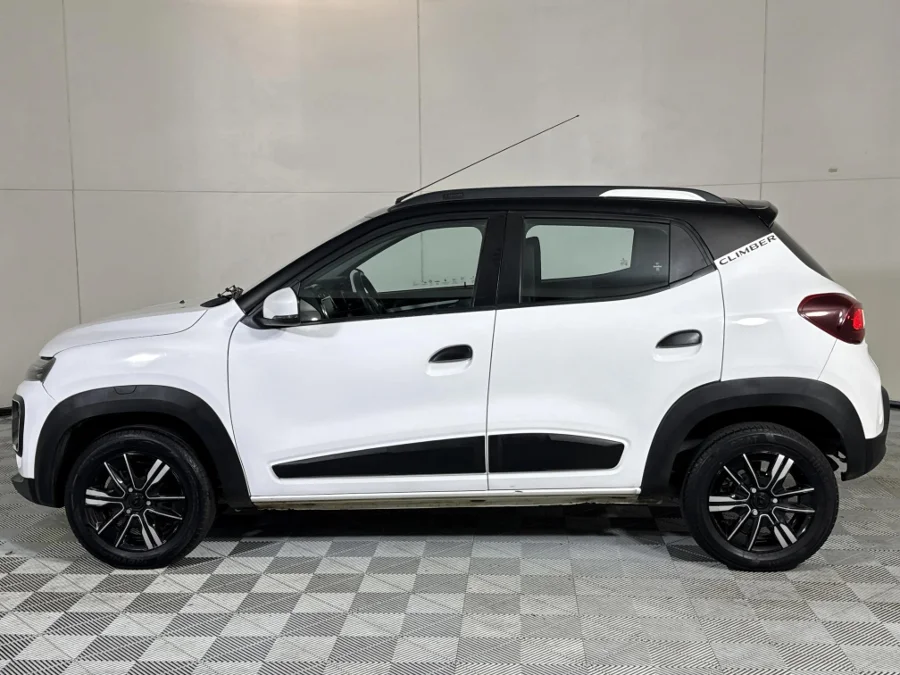 Used 2024 Renault Kwid 1.0 Climber auto - WeBuyCars Silverlakes Used 2024 Renault Kwid 1.0 Climber auto - WeBuyCars Silverlakes