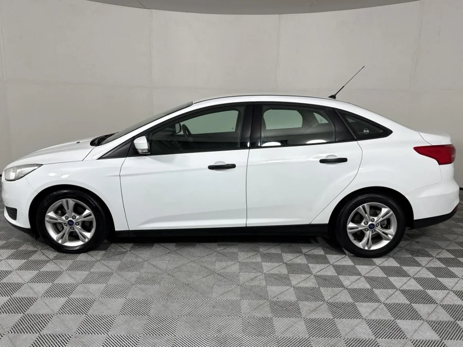 Used 2016 Ford Focus sedan 1.0T Ambiente - WeBuyCars The Dome Used 2016 Ford Focus sedan 1.0T Ambiente - WeBuyCars The Dome