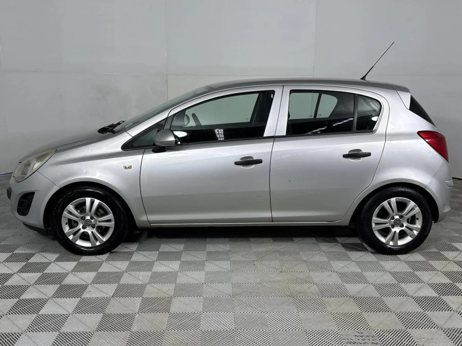 Used 2011 Opel Corsa 1.4 Essentia - WeBuyCars Silverlakes