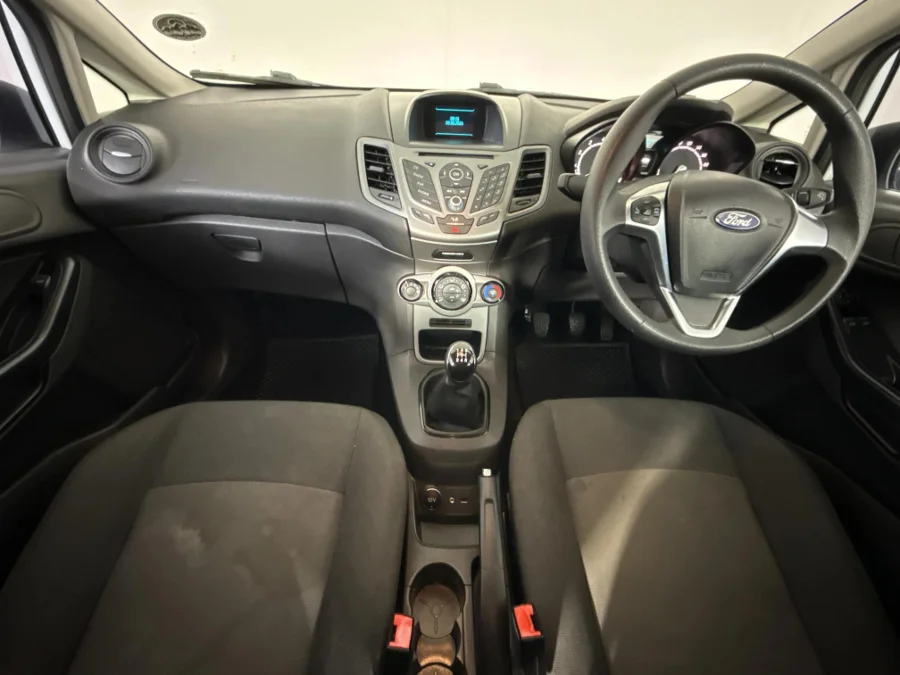 Used 2015 Ford Fiesta 5-door 1.4 Ambiente - WeBuyCars Lansdowne