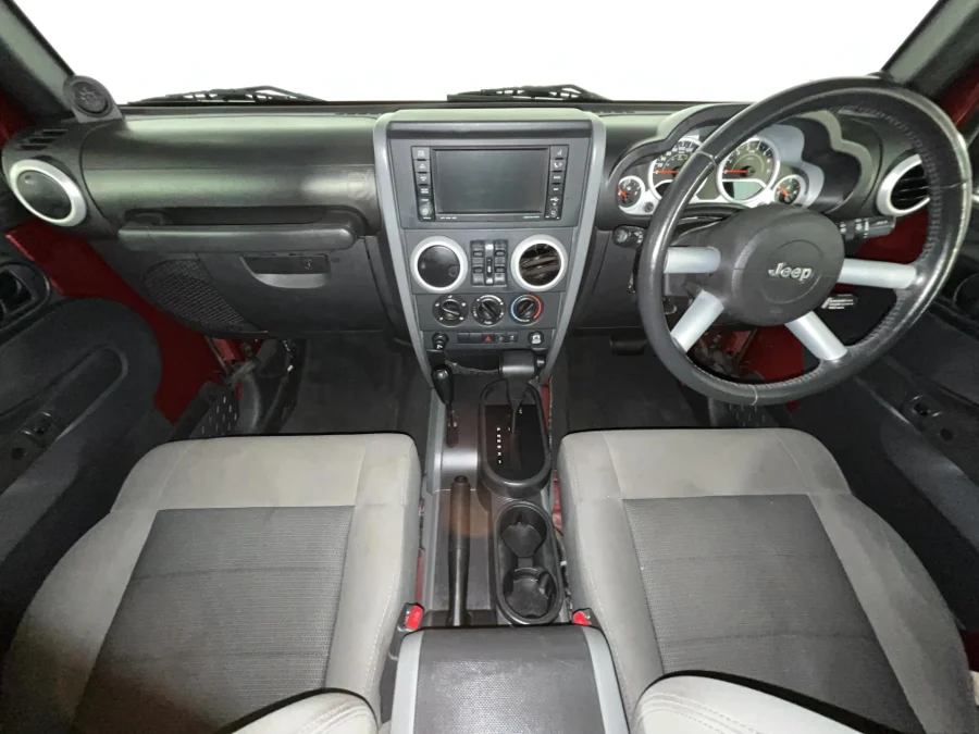 Used 2010 Jeep Wrangler Unlimited 3.8L Sahara - WeBuyCars Lansdowne Used 2010 Jeep Wrangler Unlimited 3.8L Sahara - WeBuyCars Lansdowne