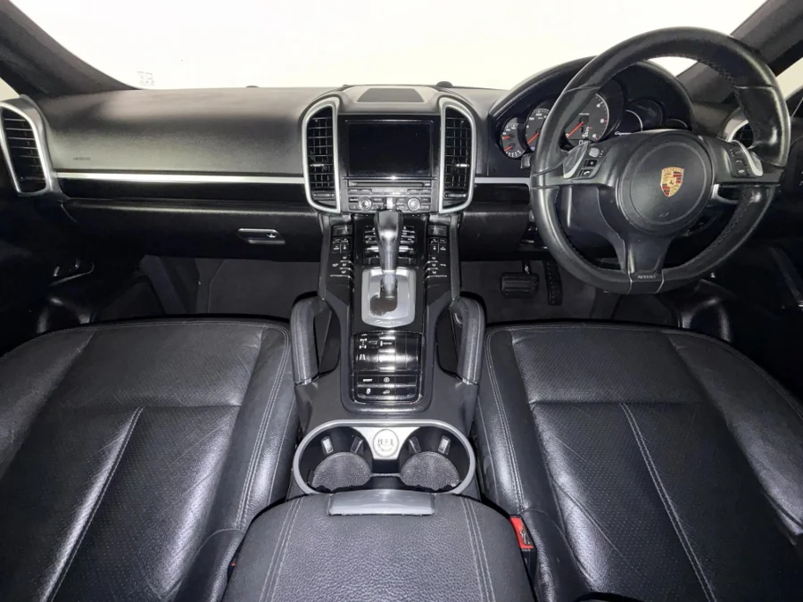 Used 2012 Porsche Cayenne diesel - WeBuyCars Durban