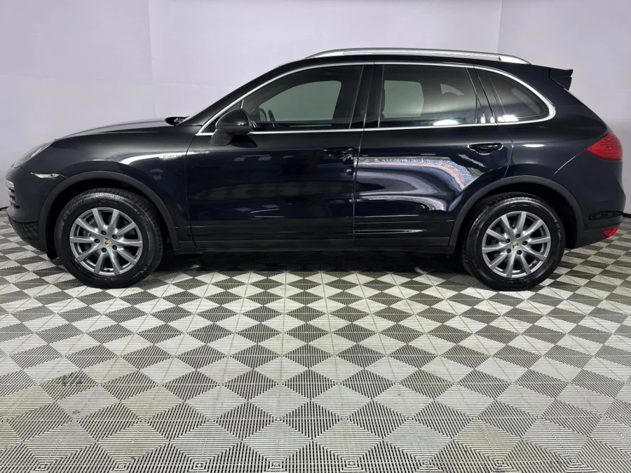Used 2012 Porsche Cayenne diesel - WeBuyCars Durban