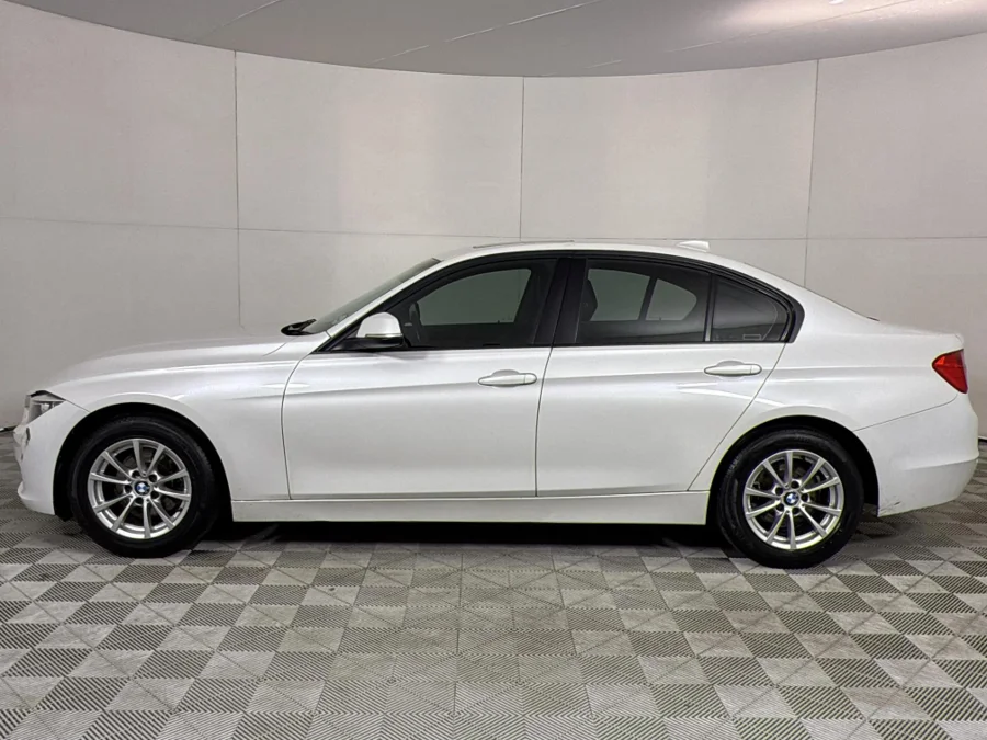 Used 2015 BMW 3 Series 320i sports-auto - WeBuyCars Polokwane Used 2015 BMW 3 Series 320i sports-auto - WeBuyCars Polokwane