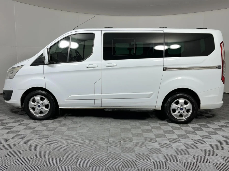 Used 2015 Ford Tourneo Custom 2.2TDCi SWB Limited - WeBuyCars Montana