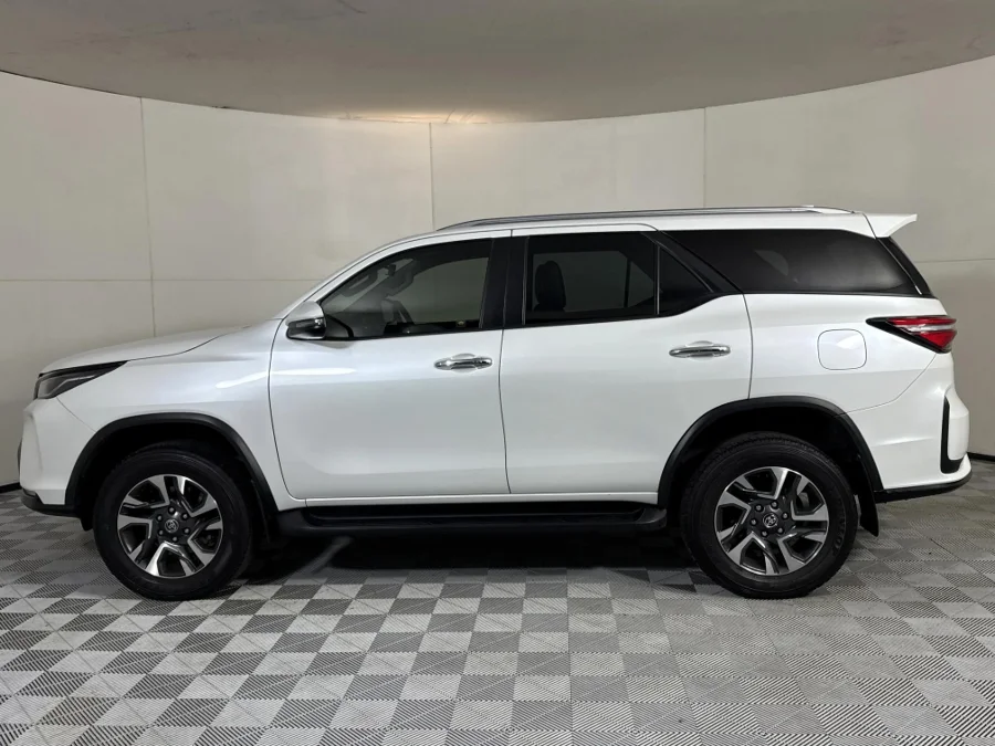 Used 2024 Toyota Fortuner 2.4GD-6 auto - WeBuyCars Midstream Used 2024 Toyota Fortuner 2.4GD-6 auto - WeBuyCars Midstream
