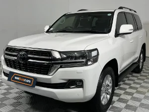 Used 2020 Toyota Land Cruiser 200 4.5D-4D V8 VX-R Used 2020 Toyota Land Cruiser 200 4.5D-4D V8 VX-R