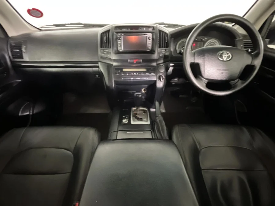Used 2017 Toyota Land Cruiser 200 4.5D-4D V8 GX-R - WeBuyCars Silverlakes