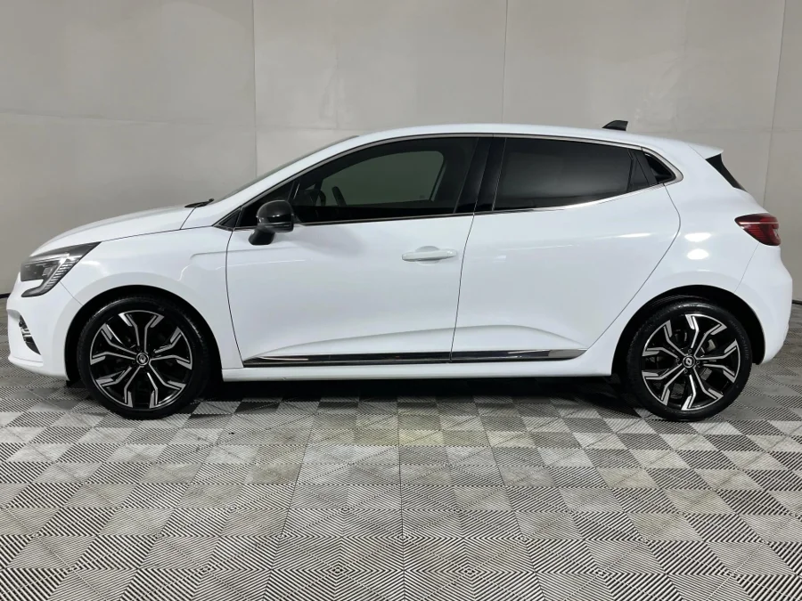 Used 2024 Renault Clio 1.0 Turbo Intens - WeBuyCars The Dome Used 2024 Renault Clio 1.0 Turbo Intens - WeBuyCars The Dome