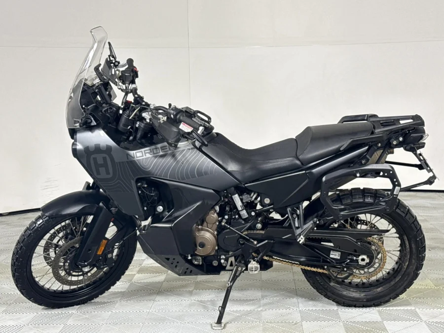 Preloaded Image 12