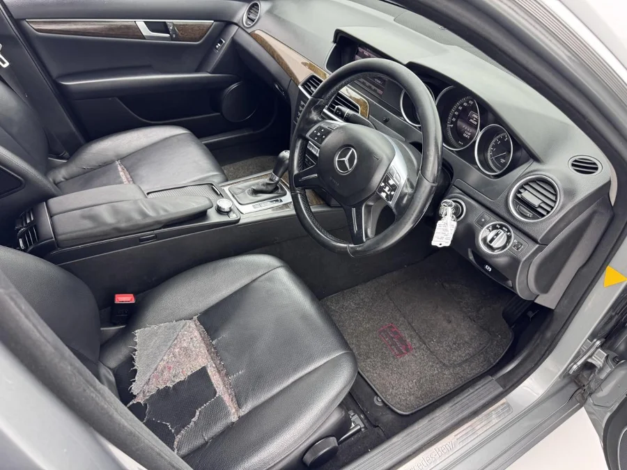 Used 2014 Mercedes-Benz C-Class C180 auto - EBK Auto Used 2014 Mercedes-Benz C-Class C180 auto - EBK Auto