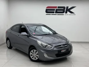 Used 2015 Hyundai Accent sedan 1.6 Fluid auto Used 2015 Hyundai Accent sedan 1.6 Fluid auto