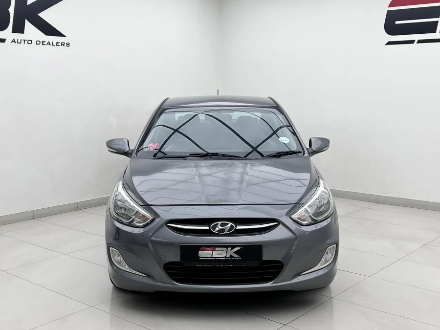 Used 2015 Hyundai Accent sedan 1.6 Fluid auto - EBK Auto Used 2015 Hyundai Accent sedan 1.6 Fluid auto - EBK Auto
