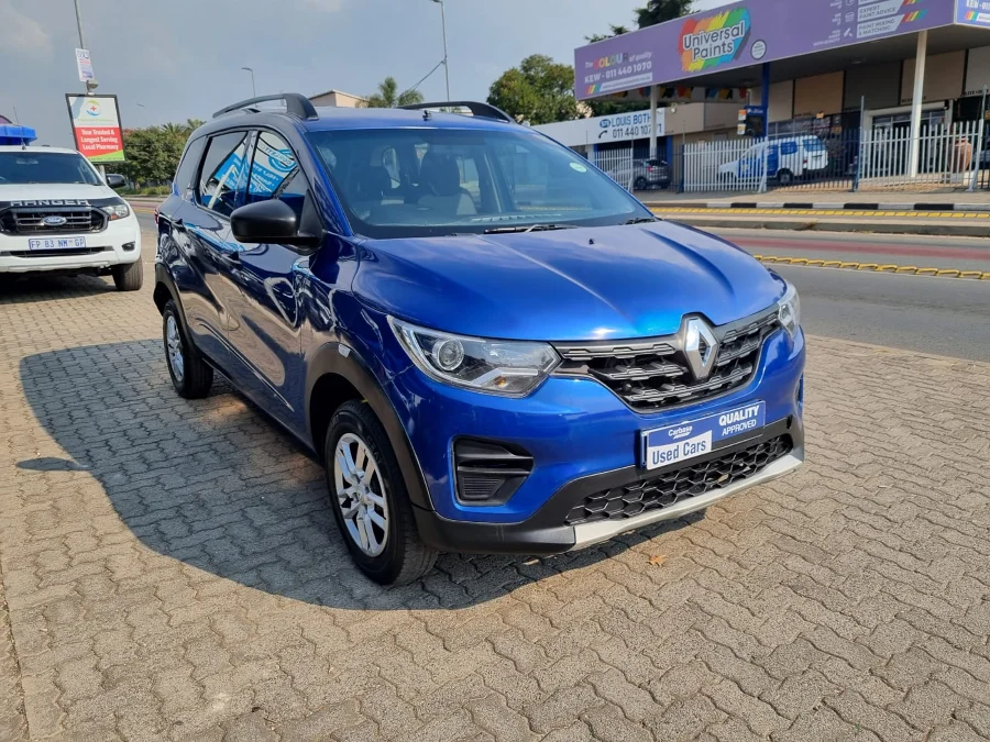 Used 2023 Renault Triber 1.0 Zen manual - Carbase Auto